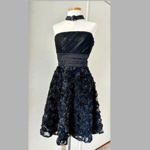 NWT White House/Black Market 3D Sheer Ribbon Flower strapless cocktail dress 6